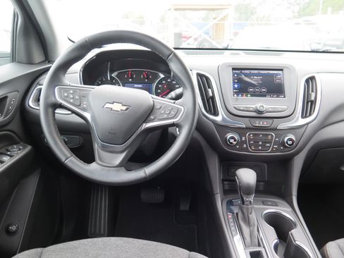 Used 2023 Chevrolet Equinox LT image 15