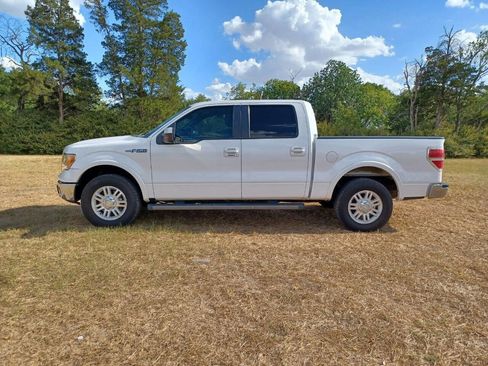 Used 2013 Ford F150 Lariat w/ Mid Equipment Group image 8