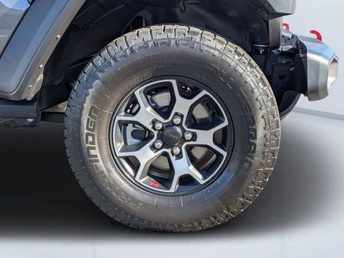 Used 2021 Jeep Wrangler Unlimited Rubicon AWD/4WD image 11