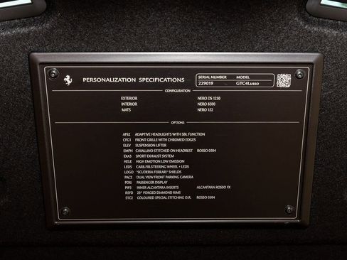 Used 2018 Ferrari GTC4Lusso AWD/4WD image 15