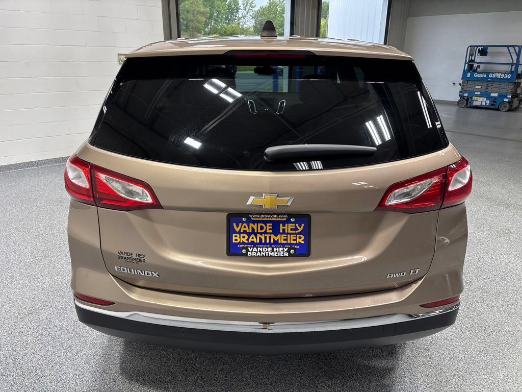 Used 2018 Chevrolet Equinox LT AWD/4WD image 6