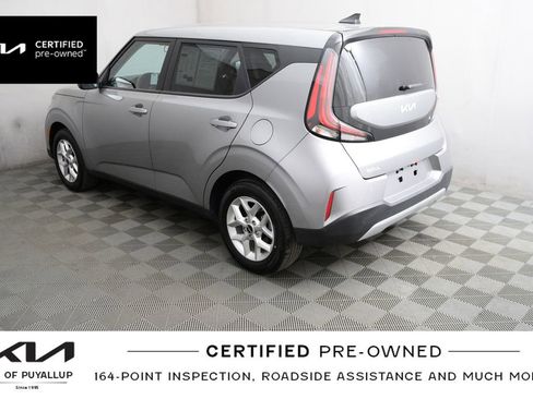 Certified 2025 Kia Soul LX FWD image 8