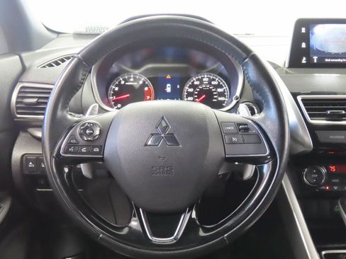 Used 2020 Mitsubishi Eclipse Cross SEL FWD image 9