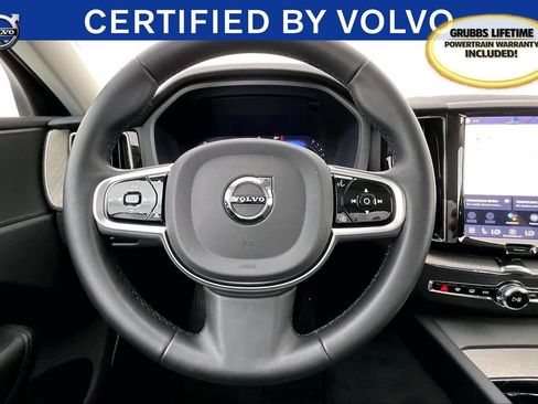 Certified 2025 Volvo XC60 B5 Plus image 8