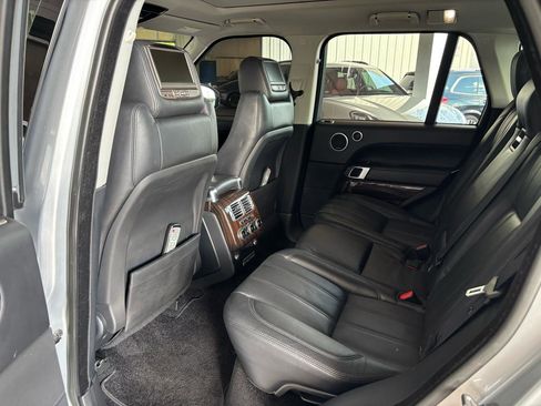 Used 2014 Land Rover Range Rover Supercharged AWD/4WD image 23