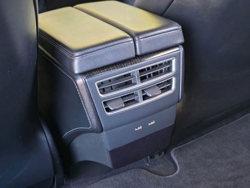 Used 2017 Tesla Model S 75 image 34