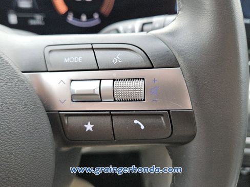 Used 2025 Hyundai Kona SEL image 20