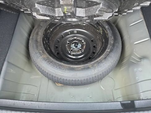 Used 2019 Honda HR-V LX image 41