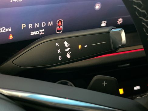 New 2025 Buick Envision Avenir image 20