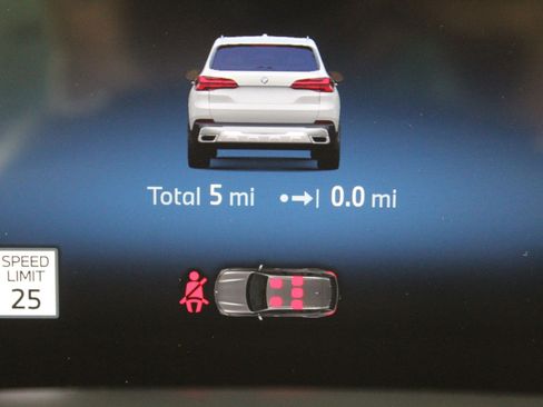 New 2026 BMW X5 sDrive40i w/ Climate Comfort Package image 36