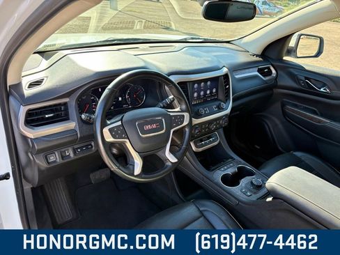Used 2023 GMC Acadia Denali image 11