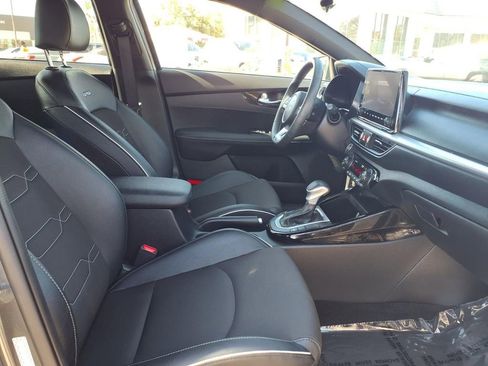 Certified 2023 Kia Forte GT-Line image 10