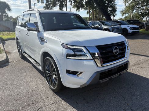 Used 2024 Nissan Armada Platinum w/ Captain's Chairs Package RWD image 1