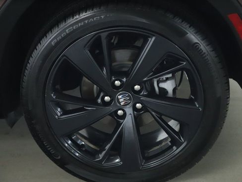 Used 2025 Buick Envision Sport Touring image 38