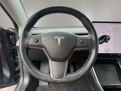 Used 2018 Tesla Model 3 Long Range AWD/4WD image 22