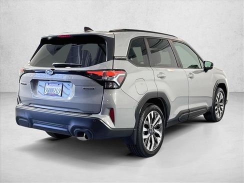 Used 2026 Subaru Forester Touring AWD/4WD image 5