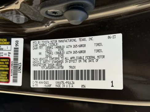 Used 2023 Toyota Tundra Limited w/ Power Package AWD/4WD image 37