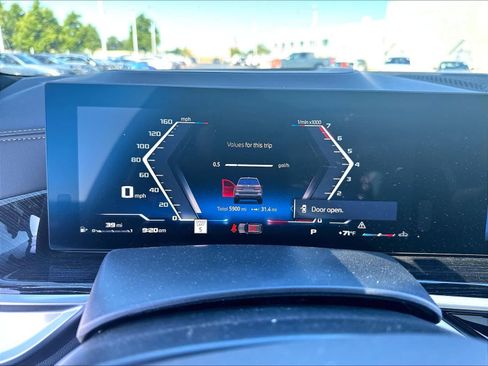 Used 2026 BMW X7 M60i AWD/4WD image 15