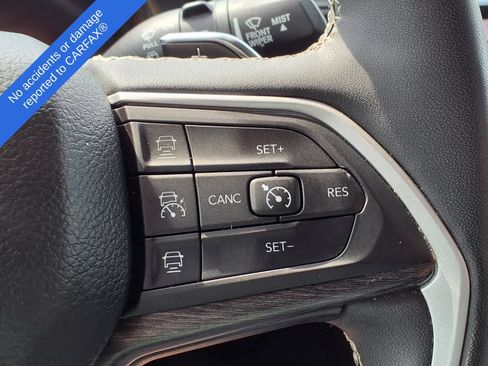 Used 2023 Jeep Grand Cherokee L Limited AWD/4WD image 28