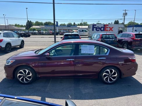 Used 2016 Honda Accord EX image 2