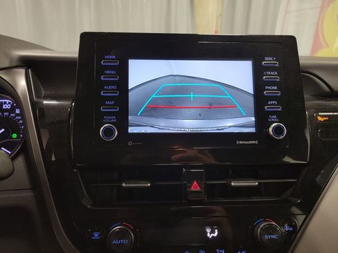 Used 2023 Toyota Camry SE image 17