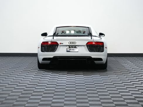 Used 2018 Audi R8 V10 plus image 7