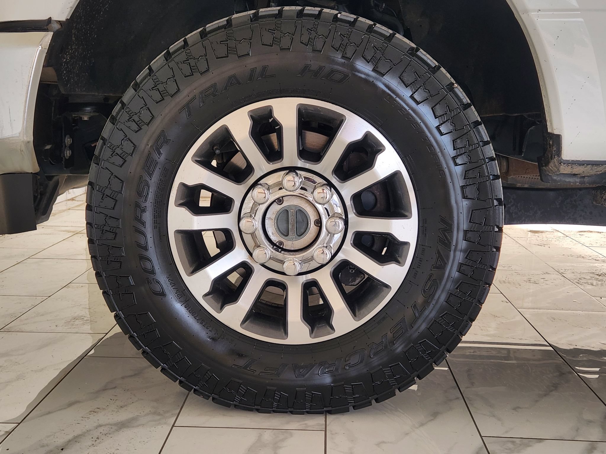 Used 2022 Ford F250 Lariat w/ Lariat Value Package AWD/4WD image 10
