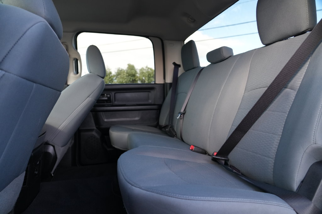 Used 2017 RAM 1500 Express AWD/4WD image 16