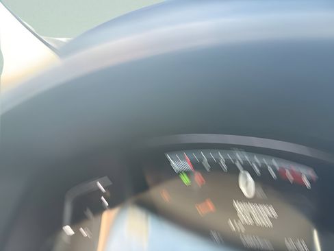 Used 2018 Honda CR-V EX-L image 22