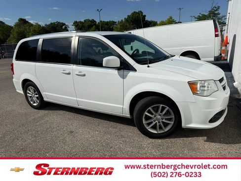 Used 2019 Dodge Grand Caravan SXT FWD image 1