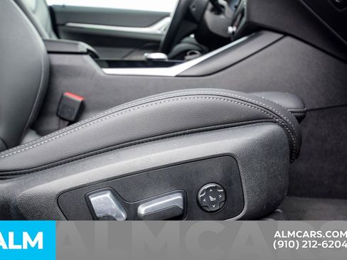 Used 2024 BMW i4 xDrive40i image 37