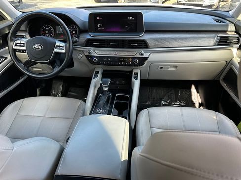 Used 2021 Kia Telluride EX w/ EX Premium Package image 17