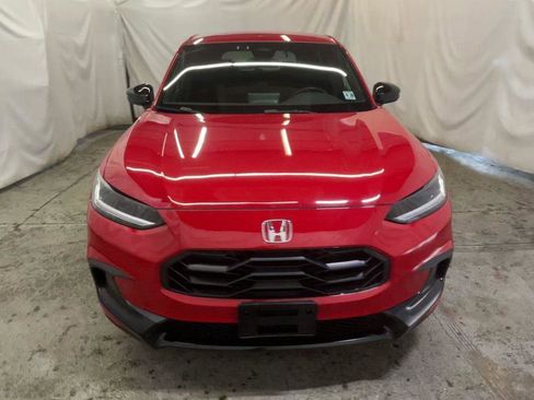 Used 2023 Honda HR-V Sport image 3
