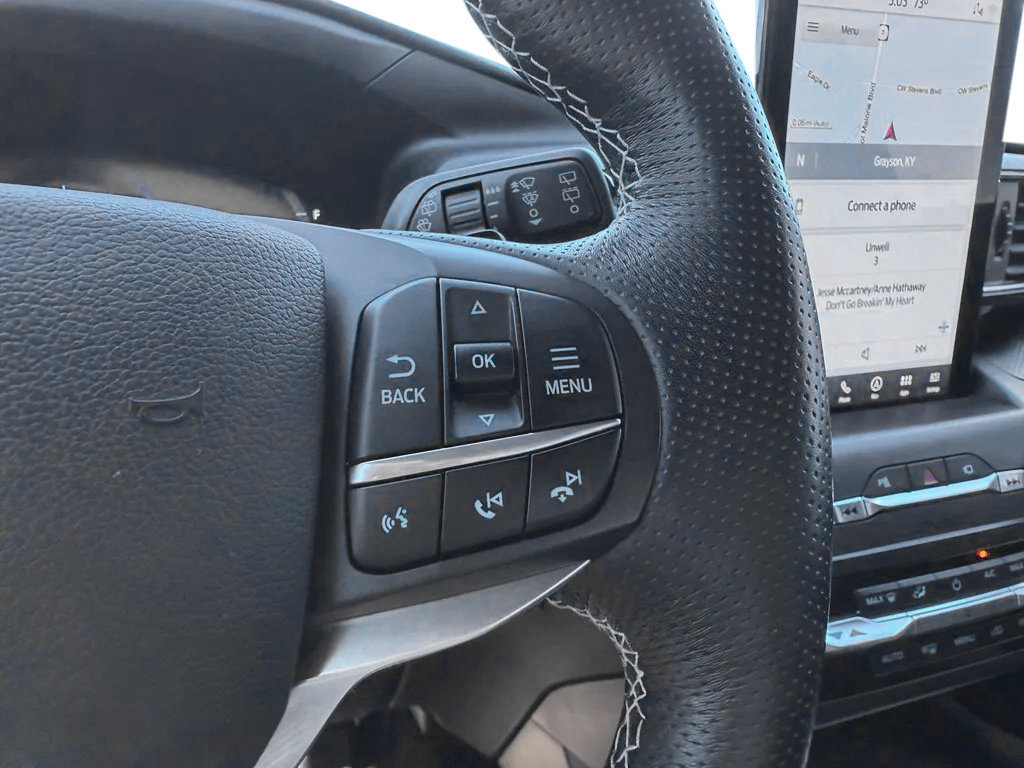 Used 2020 Ford Explorer ST w/ Premium Technology Package AWD/4WD image 17