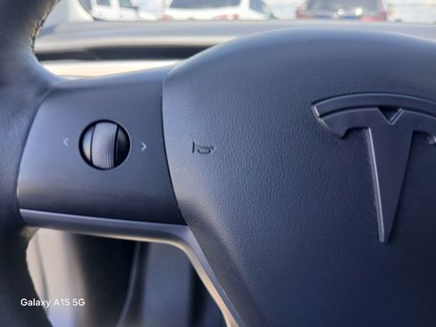 Used 2022 Tesla Model 3 Long Range AWD/4WD image 25