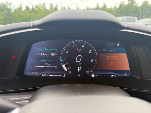 Used 2022 Chevrolet Corvette Stingray Coupe w/ 1LT RWD image 17