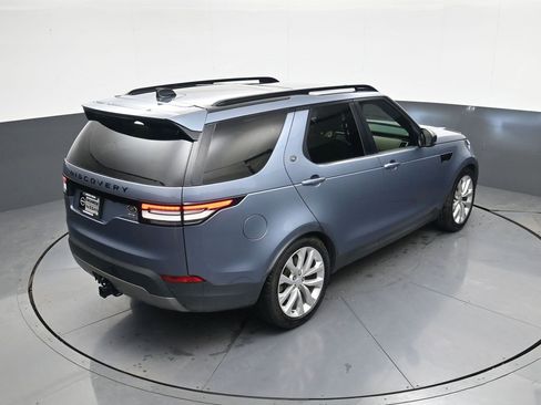 Used 2018 Land Rover Discovery SE image 29