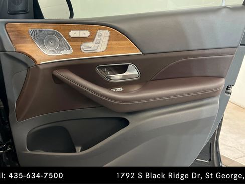 Used 2020 Mercedes-Benz GLS 580 4MATIC image 23