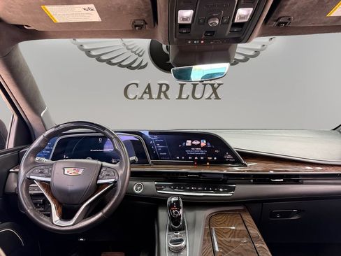 Used 2021 Cadillac Escalade ESV Sport Platinum w/ LPO, ONYX Package AWD/4WD image 11