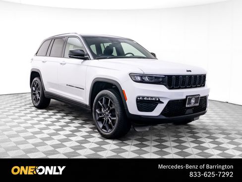 Used 2025 Jeep Grand Cherokee Limited AWD/4WD image 7
