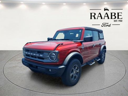 Used 2024 Ford Bronco Big Bend AWD/4WD image 3