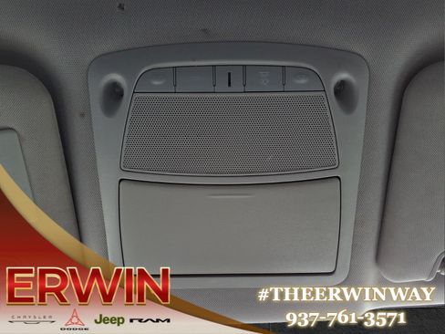 Used 2016 Nissan Rogue S AWD/4WD image 21