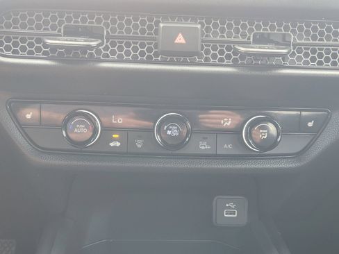 Used 2025 Honda HR-V Sport image 22