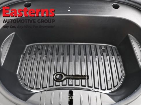 Used 2023 Tesla Model 3 Standard Range image 7