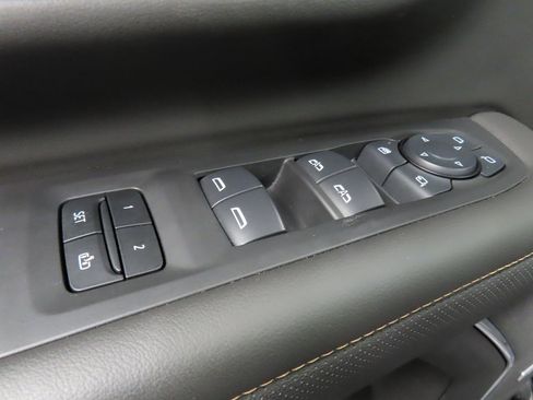 Used 2024 GMC Yukon AT4 image 69