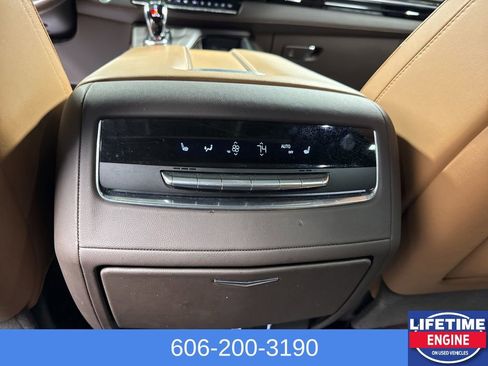Used 2024 Cadillac Escalade Sport image 22