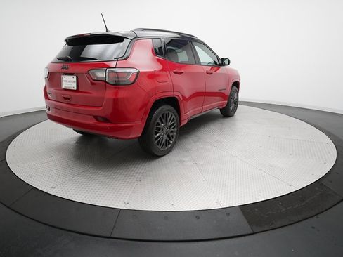 Used 2024 Jeep Compass Limited w/ High Altitude Package image 36