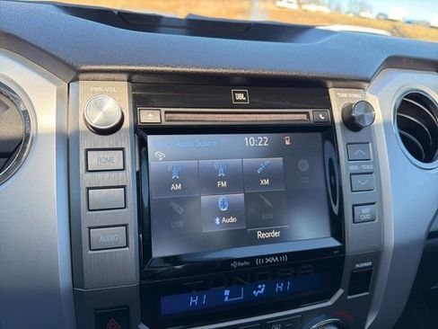 Used 2017 Toyota Tundra Platinum image 18