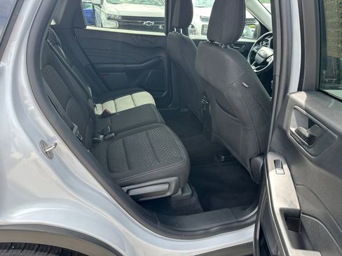 Used 2025 Ford Escape Active AWD/4WD image 15