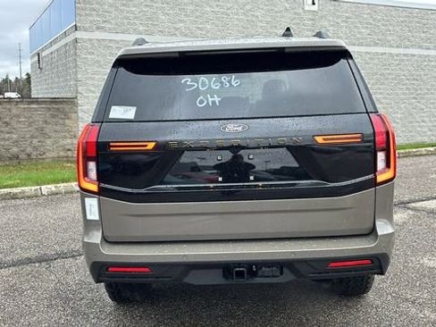 New 2026 Ford Expedition Tremor image 32